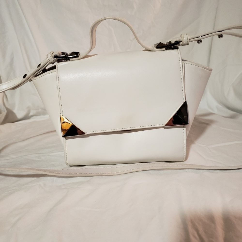 Vintage, Charles and Keith Shoulderbag